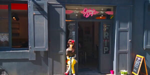 Cosmic Dog - rue Clemenceau à Saint Servan